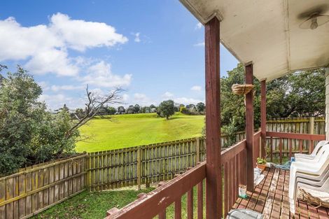 Photo of property in 2/6 Bundena Place, Clendon Park, Auckland, 2103