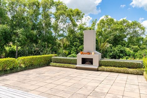 Photo of property in 91 Whaka Street, Maungaturoto, 0520