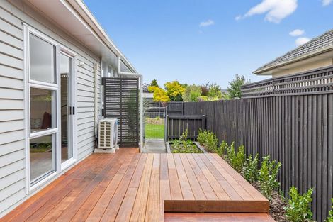 Photo of property in 55 Morrison Avenue, Northcote, Christchurch, 8052