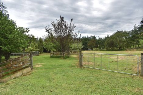 Photo of property in 135 South Manakau Road, Manakau, Otaki, 5583