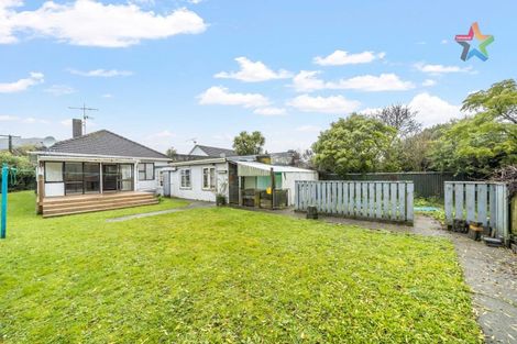 Photo of property in 33 Compton Crescent, Taita, Lower Hutt, 5011