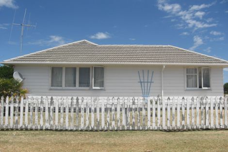 Photo of property in 24 Costello Crescent, Pukehina, Te Puke, 3189