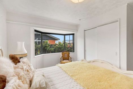 Photo of property in 6 Surrey Lane, Levin, 5510