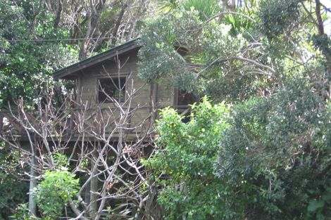 Photo of property in 64 Grand View Road, Leigh, 0985