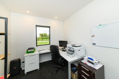 Photo of property in 643 Mount Stewart Halcombe Road, Halcombe, Feilding, 4779