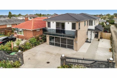 Photo of property in 13 Sunnyside Crescent, Papatoetoe, Auckland, 2025