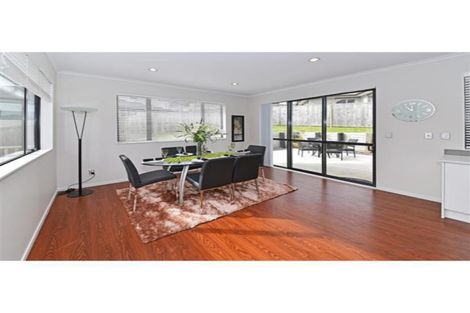 Photo of property in 15 Dawood Place, The Gardens, Auckland, 2105