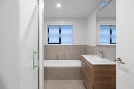 Photo of property in 45 Cotula Way, Papamoa Beach, Papamoa, 3118