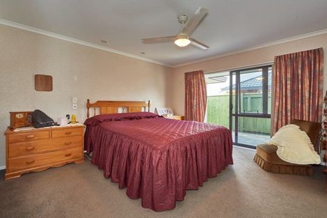 Photo of property in 47 Parnell Heights Drive, Kelvin Grove, Palmerston North, 4414