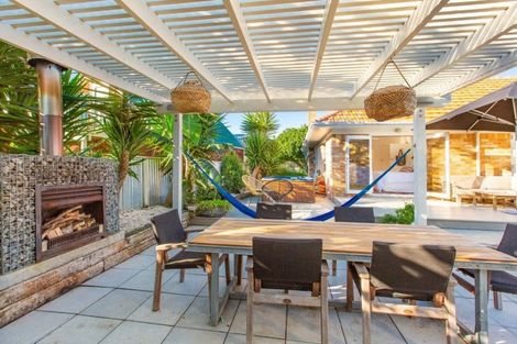 Photo of property in 5 Puriri Street, Raglan, 3225