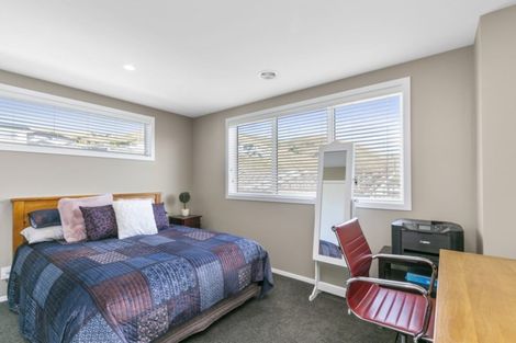 Photo of property in 117 Amesbury Drive, Churton Park, Wellington, 6037