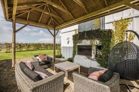 Photo of property in 49 Whatapaka Road, Karaka, Papakura, 2580