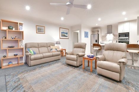 Photo of property in 21 Discovery Drive, Gulf Harbour, Whangaparaoa, 0930