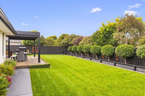 Photo of property in 47 San Priamo Place, Paraparaumu Beach, Paraparaumu, 5032