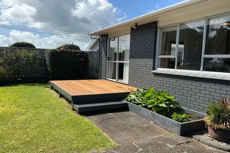 Photo of property in 9 Selwyn Street, Lower Vogeltown, New Plymouth, 4310