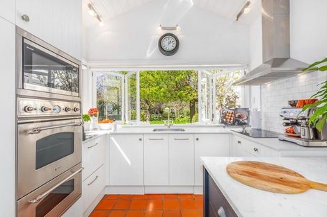 Photo of property in 31 Huanui Street, Ranui, Porirua, 5024