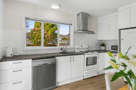 Photo of property in 27 Bourne Crescent, Papanui, Christchurch, 8053