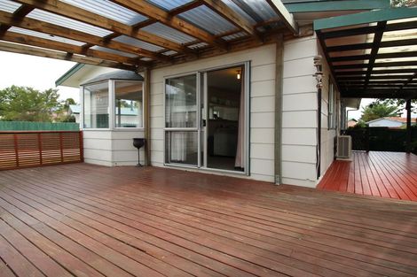 Photo of property in 31 Sequoia Crescent, Owhata, Rotorua, 3010