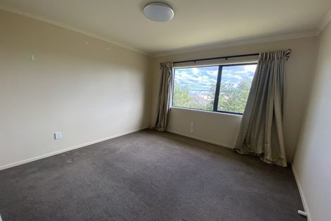 Photo of property in 28 Seamount Drive, Red Beach, 0932