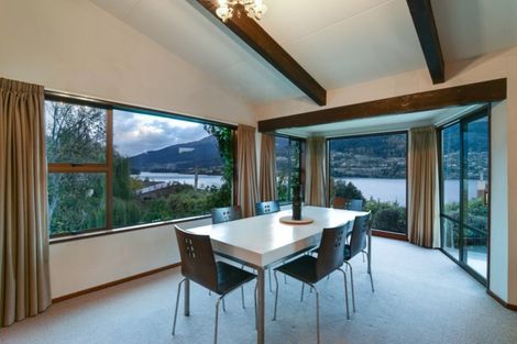 Photo of property in 337 Peninsula Road, Kelvin Heights, Queenstown, 9300