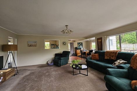 Photo of property in 50 Postgate Drive, Whitby, Porirua, 5024