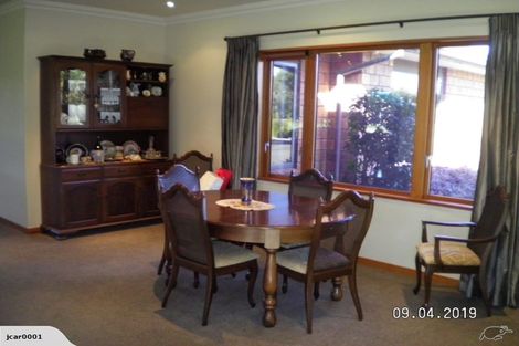 Photo of property in 28 Osborne Road, Horsham Downs, Hamilton, 3281