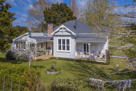 Photo of property in 63 Kaipara Flats Road, Warkworth, 0981