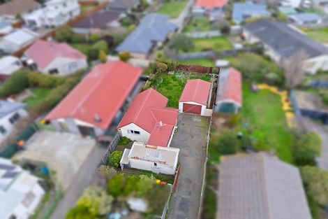 Photo of property in 2/76 Oram Avenue, New Brighton, Christchurch, 8061
