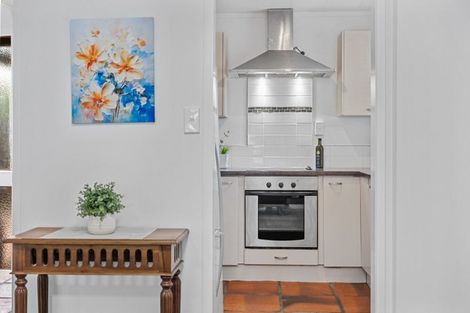 Photo of property in 9 Pohutukawa Place, Ellerslie, Auckland, 1051