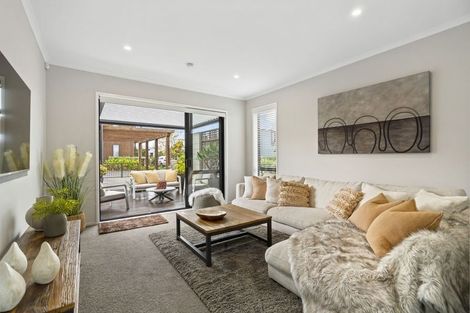 Photo of property in 2 Chaffinch Road, Hobsonville, Auckland, 0616