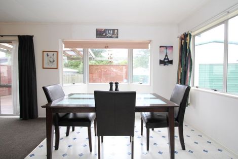 Photo of property in 31 Sequoia Crescent, Owhata, Rotorua, 3010