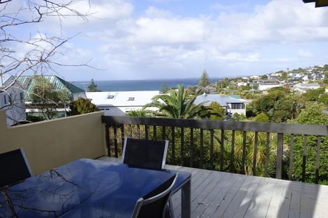 Photo of property in 2a Korotaha Terrace, Rothesay Bay, Auckland, 0630