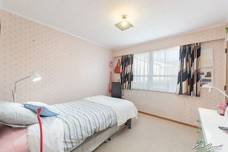 Photo of property in 64 Holdsworth Avenue, Trentham, Upper Hutt, 5018