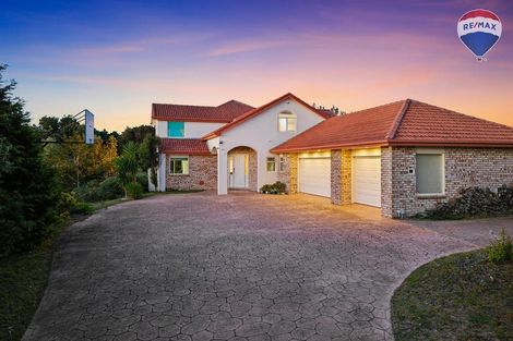 Photo of property in 15 Compass Court, Paraparaumu, 5032