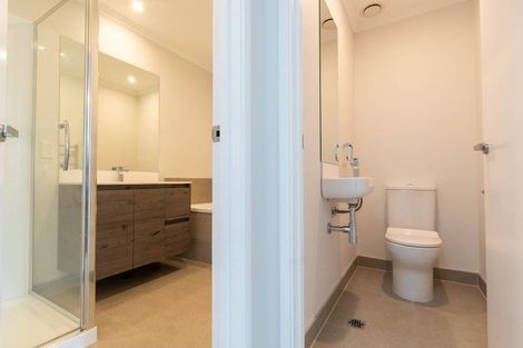 Photo of property in 5 Pukewhero Rise, Westgate, Auckland, 0614