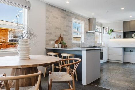 Photo of property in 10 Mears Road, St Andrews, Hamilton, 3200