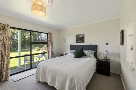 Photo of property in 30 Simcox Street, Otaki Beach, Otaki, 5512