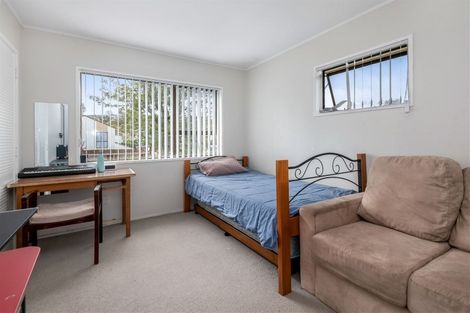 Photo of property in 23 Jandell Crescent, Bucklands Beach, Auckland, 2014