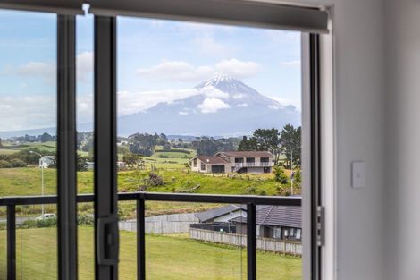 Photo of property in 5b Hinz Lane, Bell Block, New Plymouth, 4312