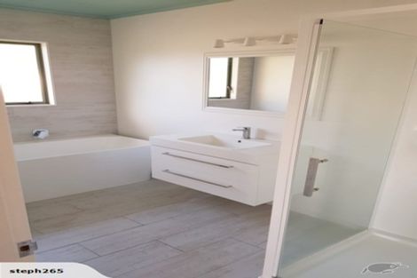 Photo of property in 56 Highgrove Place, Bethlehem, Tauranga, 3110