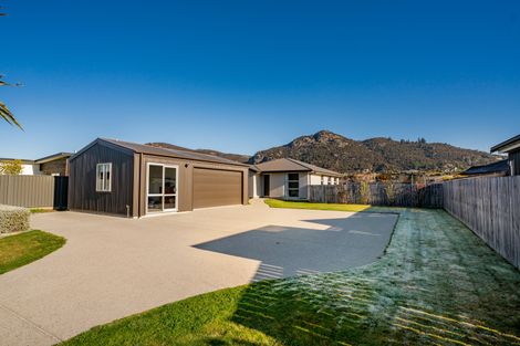 Photo of property in 14 Finch Street, Albert Town, Wanaka, 9305