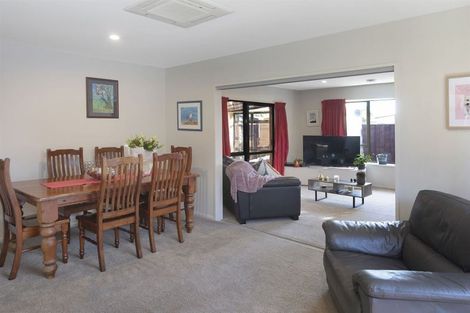 Photo of property in 3/32 Cotswold Avenue, Bishopdale, Christchurch, 8053
