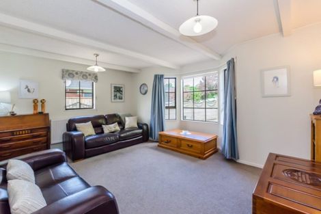 Photo of property in 261 Te Moana Road, Waikanae, 5036