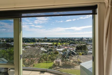 Photo of property in 3a Hillcrest Street, Glen Avon, New Plymouth, 4312