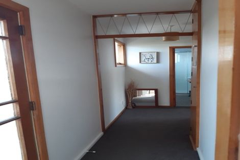 Photo of property in 2/23 Prestons Road, Redwood, Christchurch, 8051