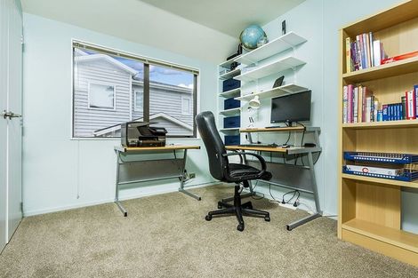 Photo of property in 724a East Coast Road, Pinehill, Auckland, 0632