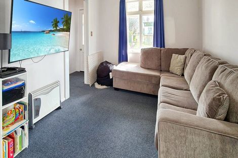 Photo of property in 22 Criterion Street, Bulls, 4818