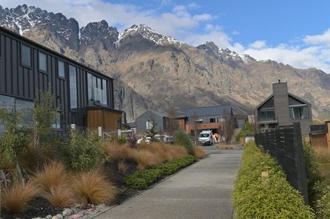 Photo of property in 5 Falconer Rise, Jacks Point, Queenstown, 9371