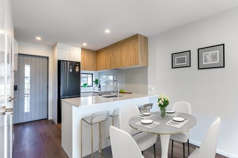 Photo of property in 8/25 Jabuka Street, Glen Eden, Auckland, 0602