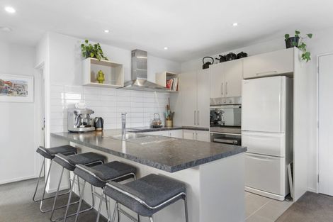 Photo of property in 80 Trafalgar Street, St Albans, Christchurch, 8014